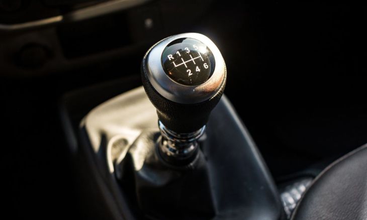 The Differences Between Manual and Automatic Transmission