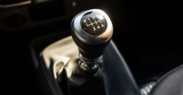 The Differences Between Manual and Automatic Transmission
